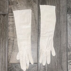 Vintage long Caresskid Elegant White Leather Gloves